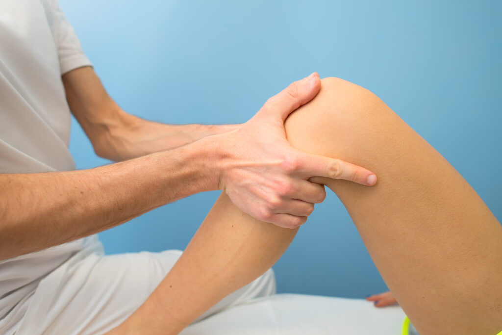 膝関節のPRP-FD療法のメリットとデメリットとは？概要から解説